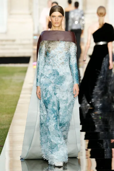 Look 26